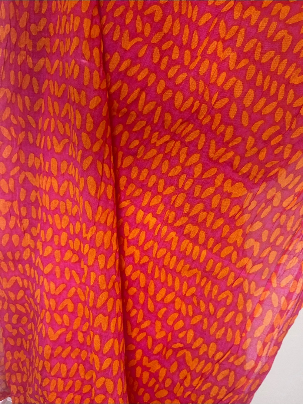 NWT Bright Pink & Orange Printed Lightweight Donna Gorman Crinkle Scarf - Picture 2 of 6